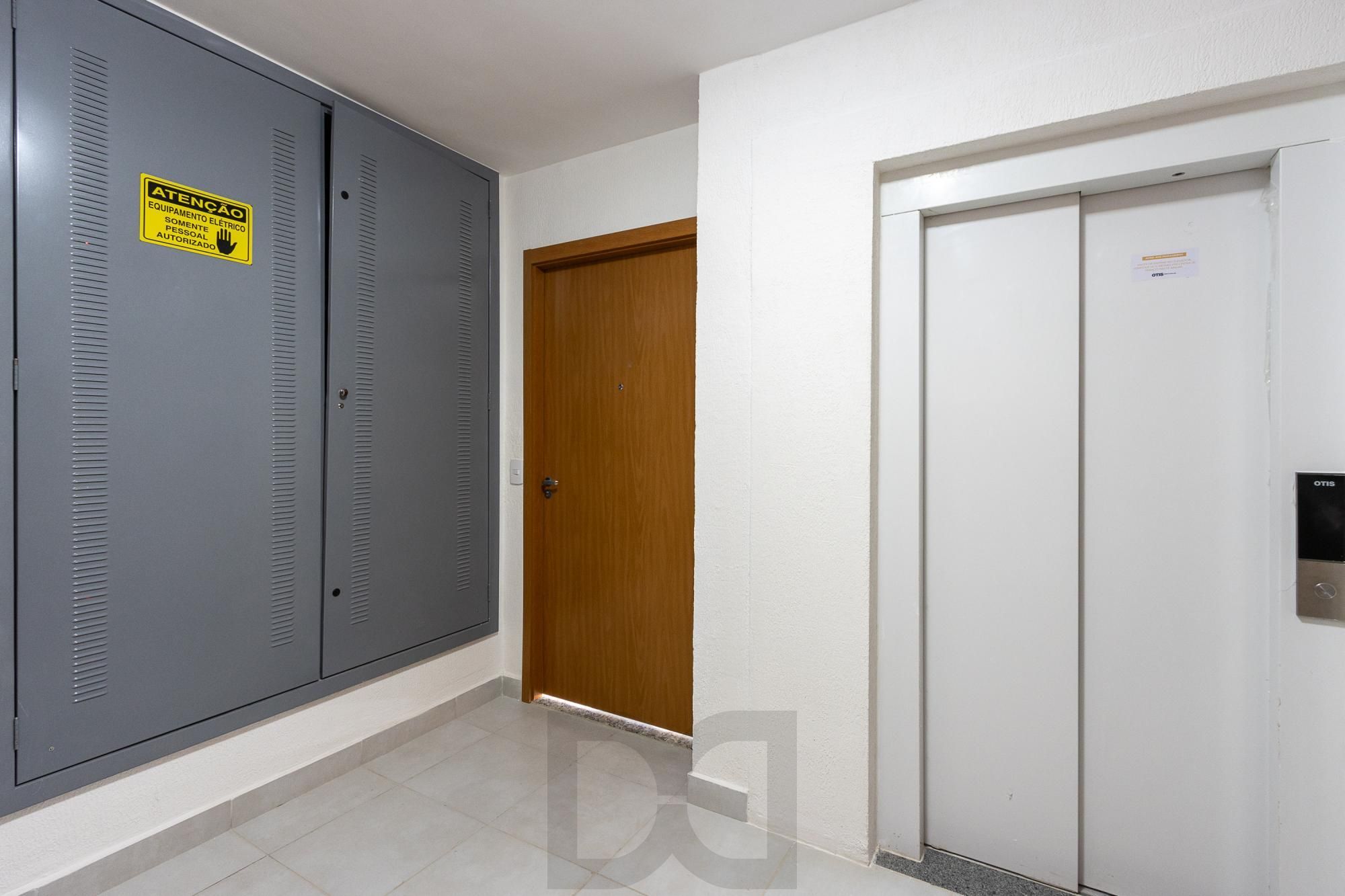 Apartamento no 5 andar de frente com 2 dormitórios — foto 29