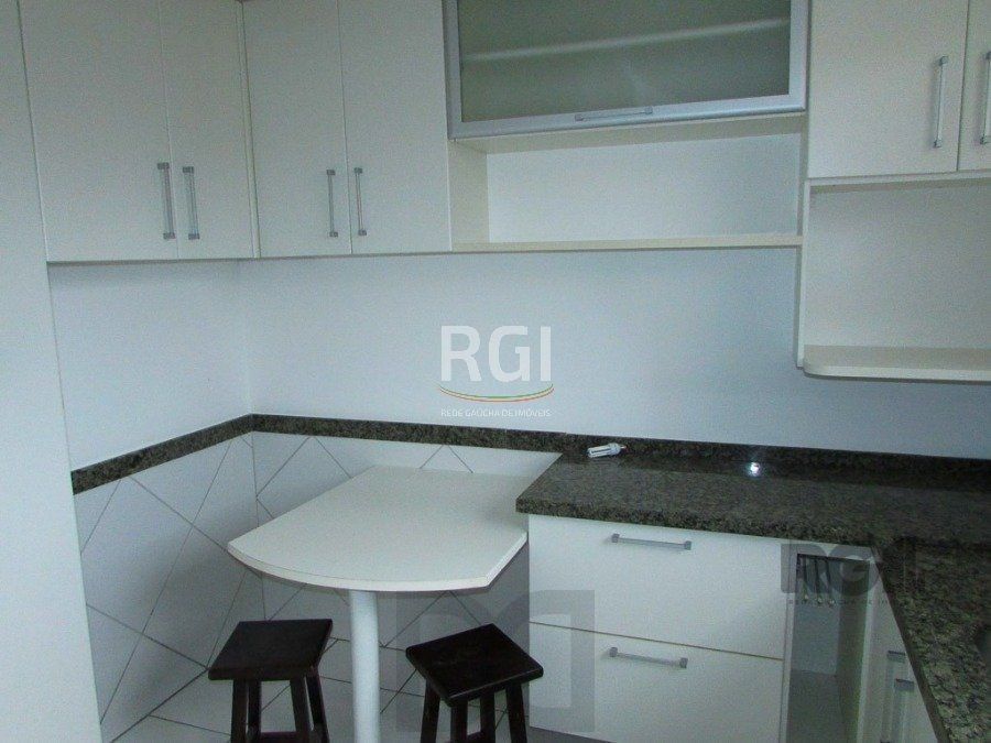 Casa em condomínio para Venda com 3 dormitórios, sendo 1 suites e 2 vagas no bairro Cristal — foto 10