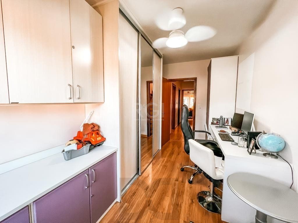 Excelente casa a venda no bairro Tristeza, para o lado do Rio! — foto 36