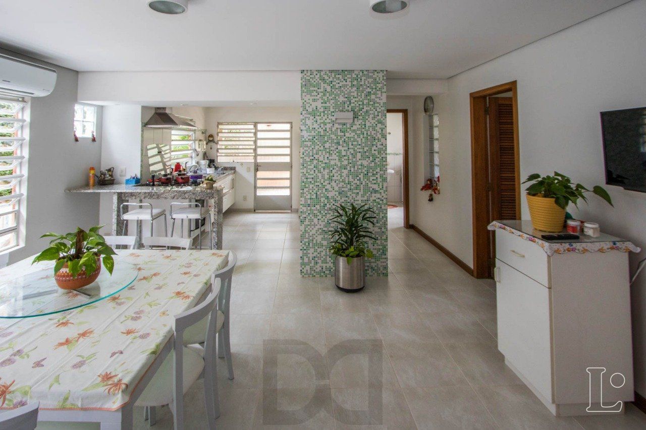 Casa para Venda - 416.89m², 4 dormitórios, sendo 1 suites, 5 vagas - Tristeza — foto 14