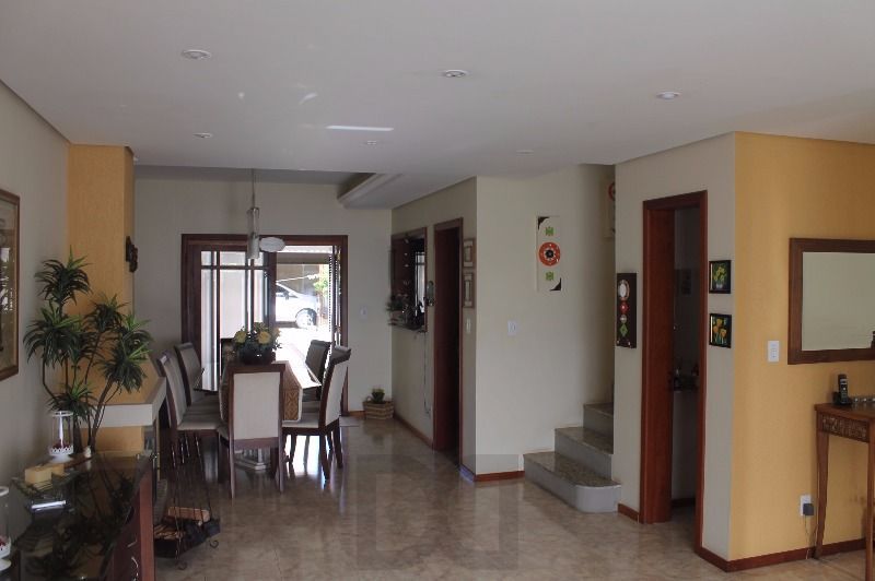 Casa para Venda - 290.67m², 4 dormitórios, sendo 1 suites, 4 vagas - Camaquã — foto 5