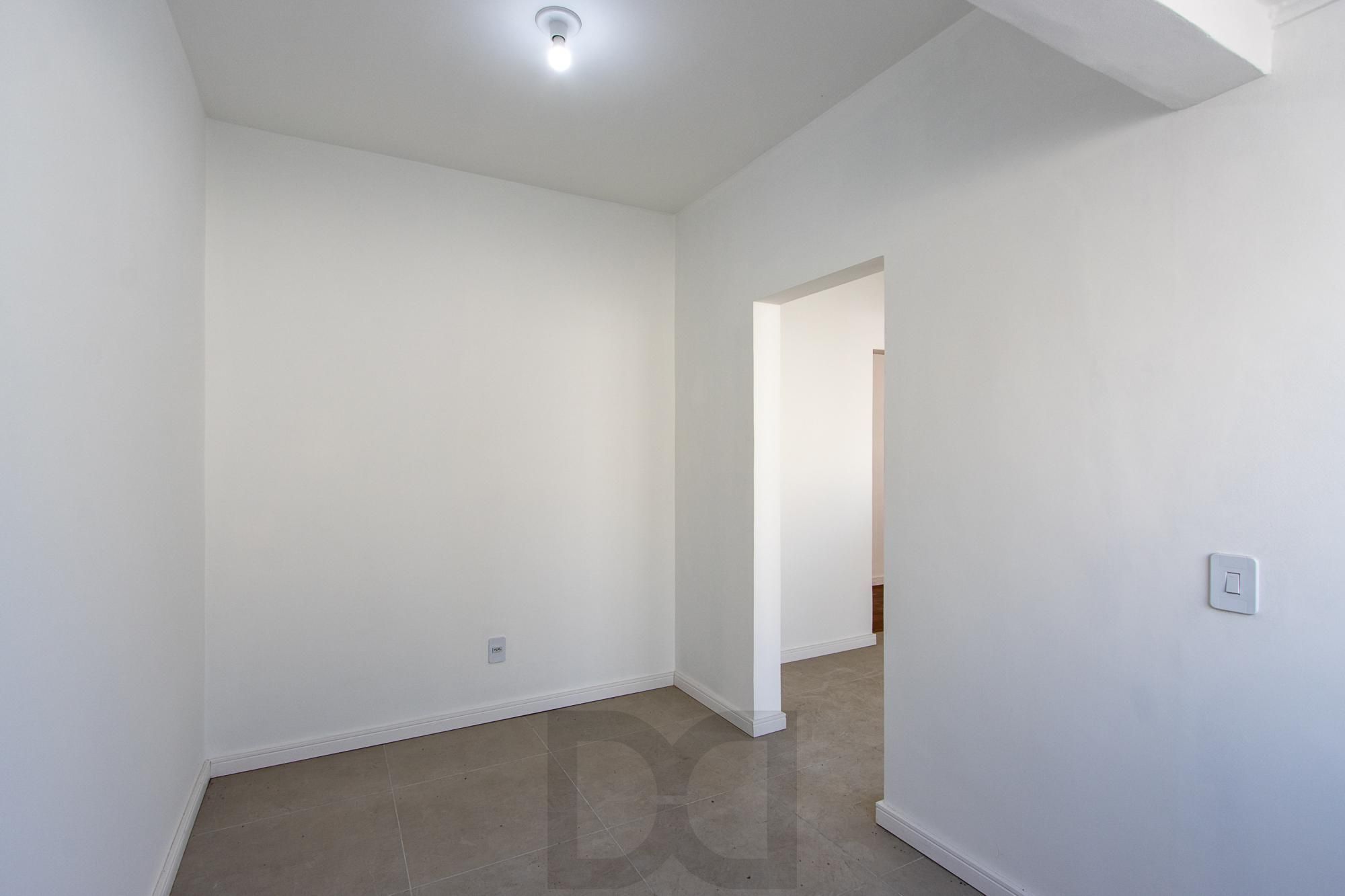 Apartamento no Menino Deus com 2 dormitórios e garagem — foto 12