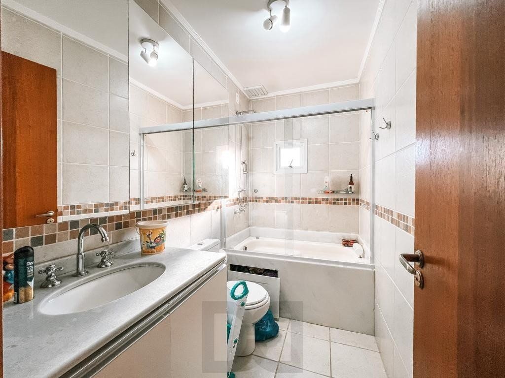 Excelente casa a venda no bairro Tristeza, para o lado do Rio! — foto 37