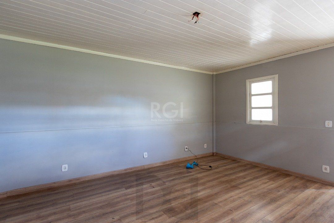 Casa para Venda - 202m², 3 dormitórios, sendo 1 suites, 2 vagas - Cristal — foto 32