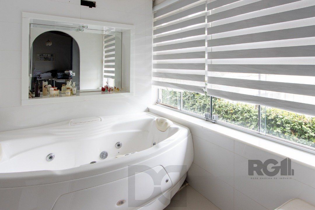 Casa para Venda - 645m², 4 dormitórios, sendo 4 suites, 11 vagas - Tristeza — foto 49