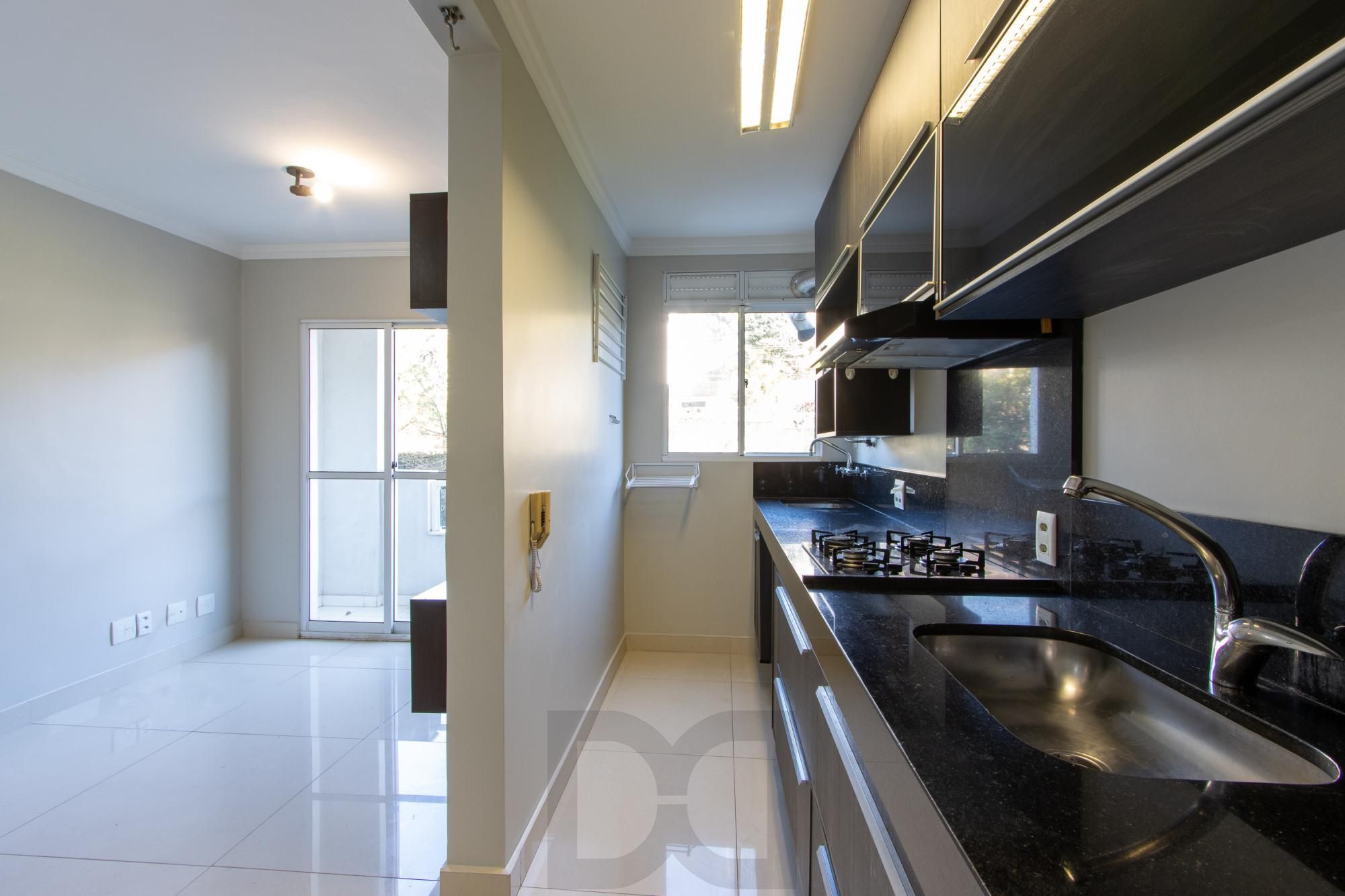 Apartamento de 2 dormitórios, para venda no bairro Teresópolis. — foto 10
