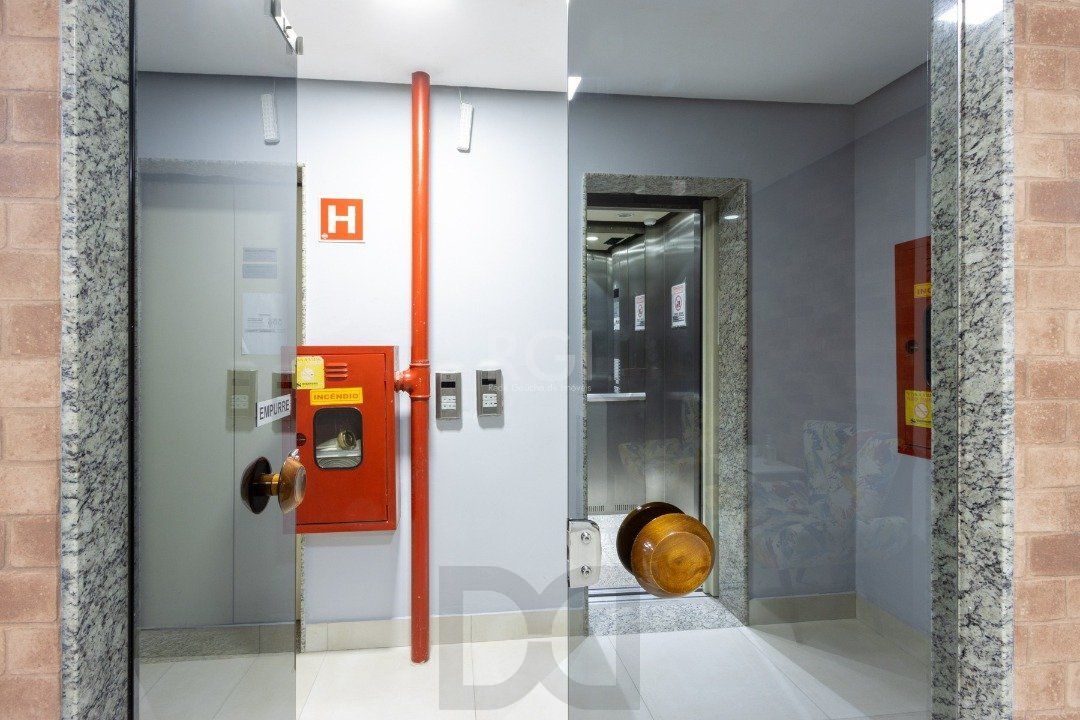 Sala em andar inteiro com 157,44 privativos — foto 6