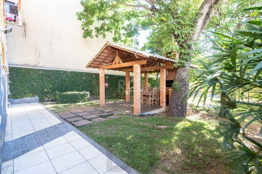 Casa para Venda - 308.25m², 3 dormitórios, sendo 1 suites, 5 vagas - Cristal — foto 37