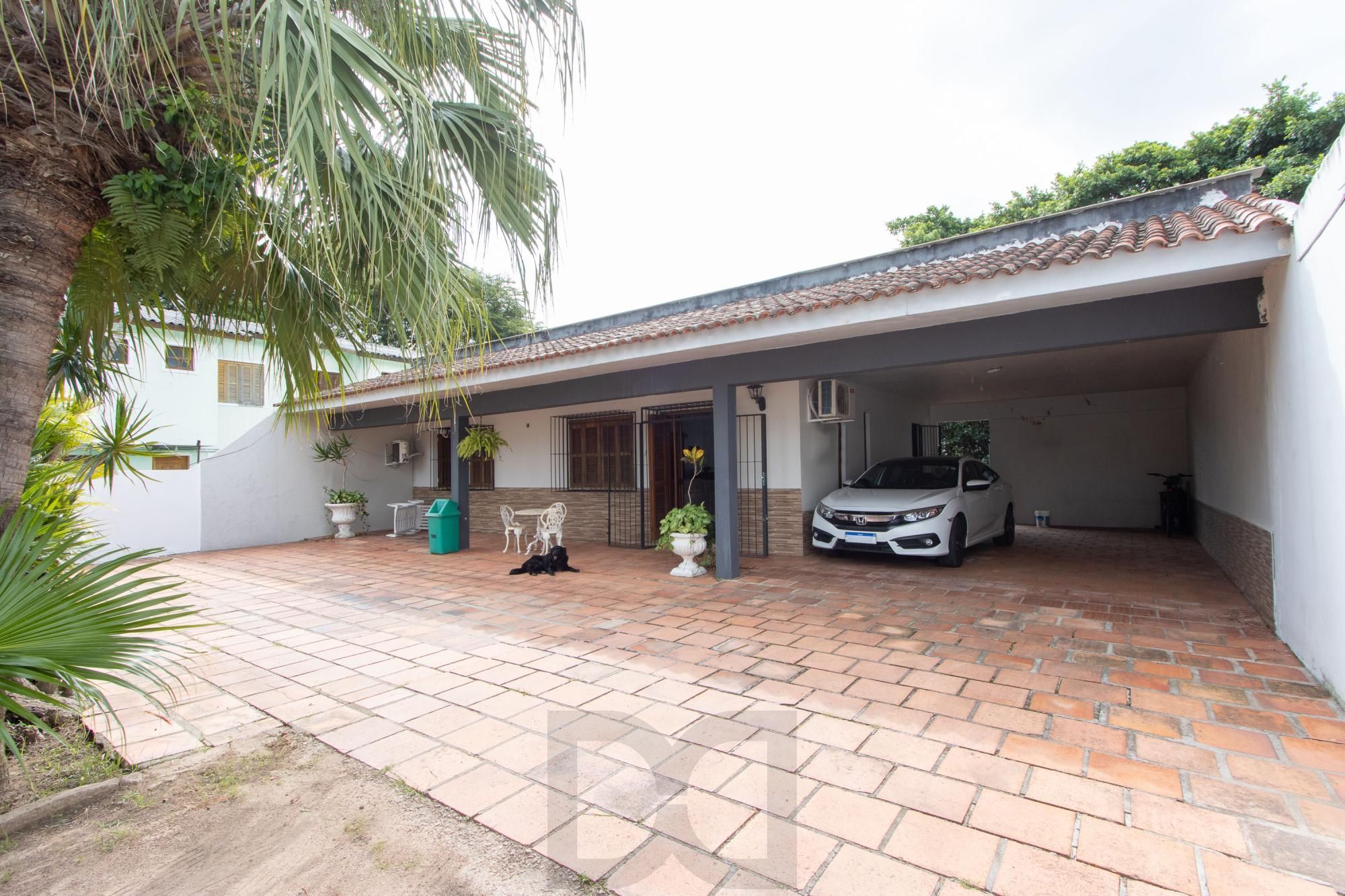 Casa em Vila Nova, Porto Alegre! Com 160m² de área privativa e um total de 899m² — foto 2