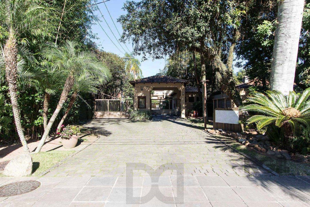 Casa com 327m² de área privativa, oferecendo 3 dormitórios, sendo 3 suítes — foto 52