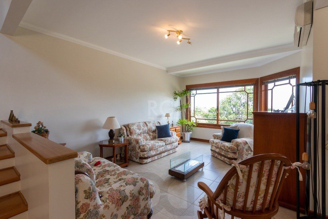 Casa para Venda - 358.78m², 3 dormitórios, sendo 1 suites, 3 vagas - Jardim Isabel — foto 9