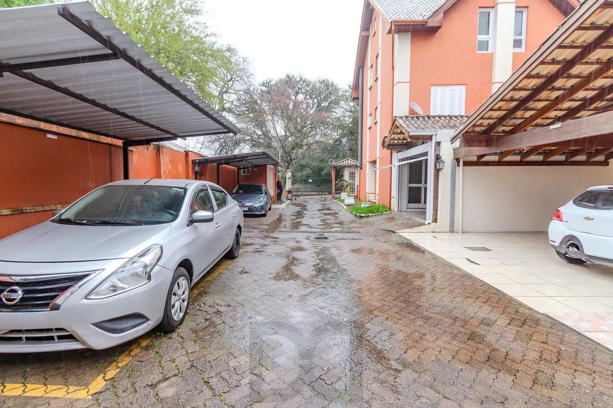 Casa de condomínio, 3 dormitórios, 1 suíte e 2 vagas cobertas no bairro Teresópolis. — foto 24