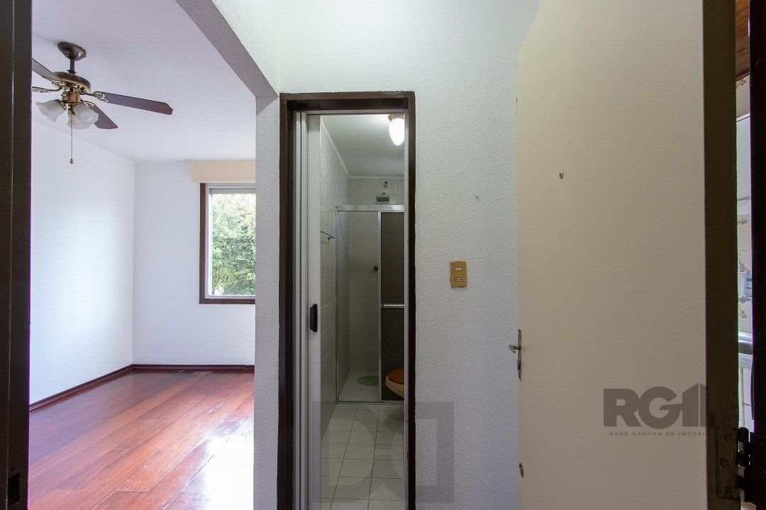 Excelente apartamento no bairro Cristal com 1 dormitório, living, banheiro e cozinha. — foto 5