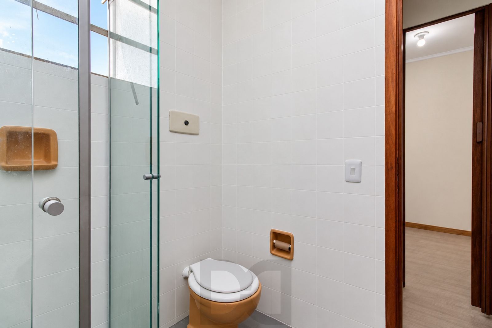 Apartamento 2 quartos, bairro Camaquã. Condominio com piscina e salão de festa — foto 28