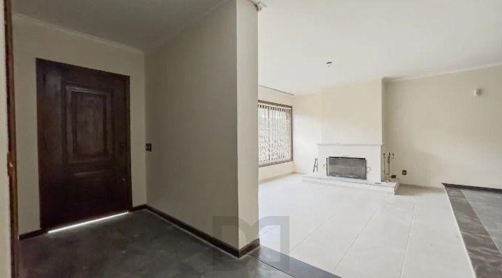 Casa de 3 dormitórios, 1 suíte e 3 vagas de garagem, bairro Ipanema. — foto 4