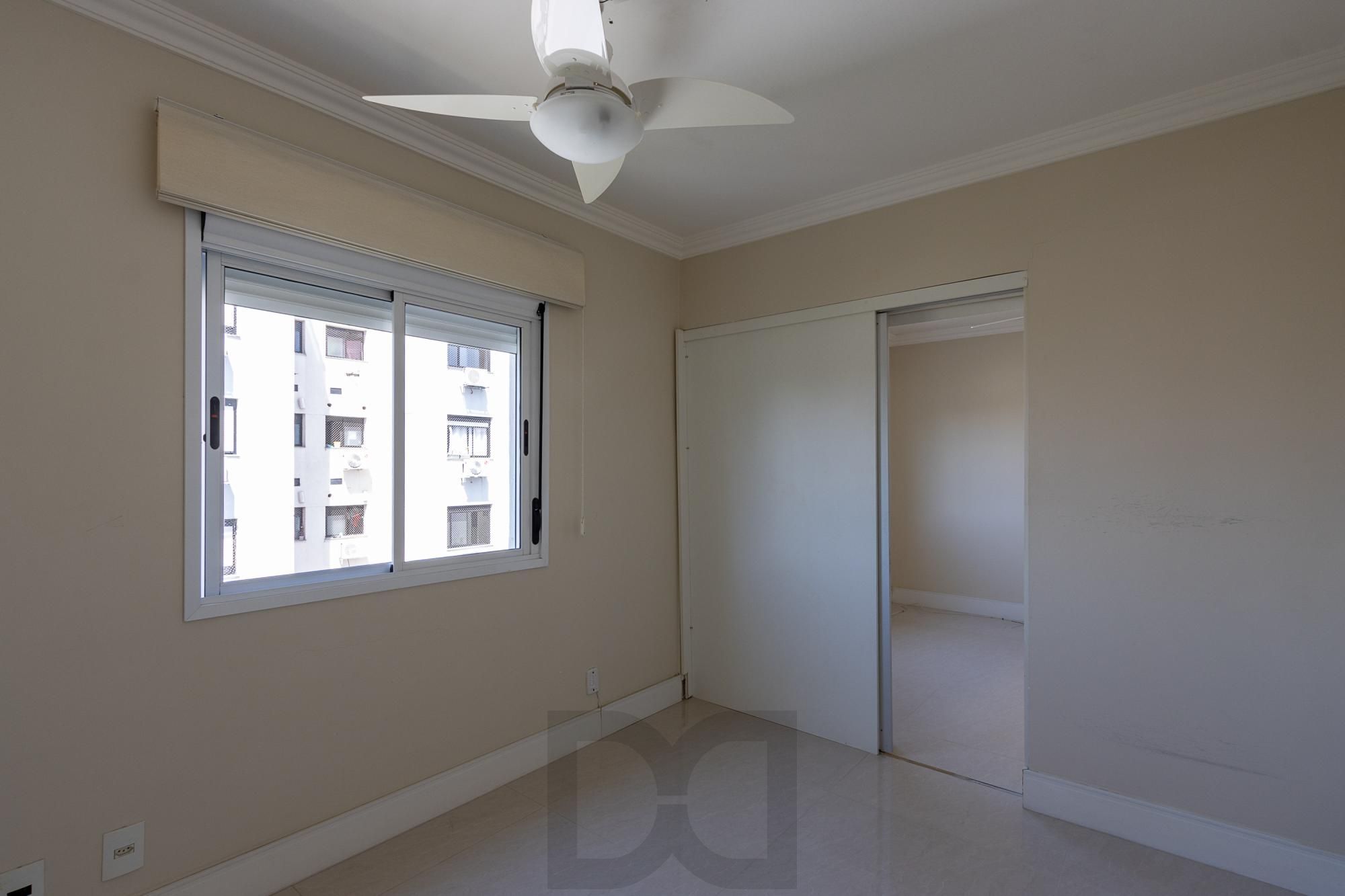 Apartamento de 3 dormitórios, 1 suíte e 2 vagas escrituradas no bairro Tristeza. — foto 25