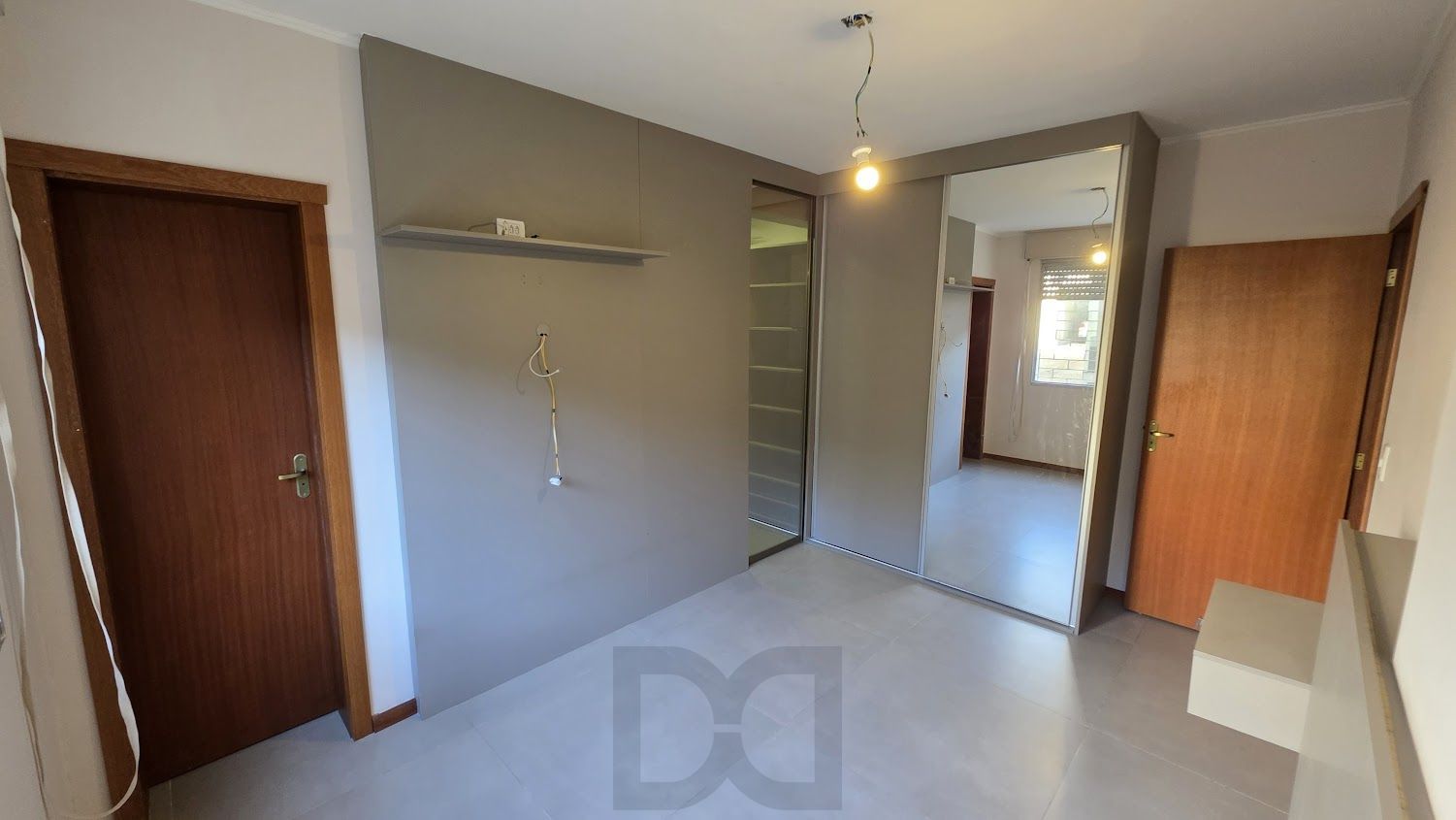 Apartartamento 2 dorm, reformado, semi mobiliado - bairro Cristal — foto 2