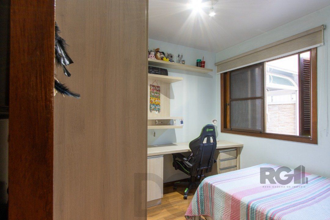Apartamento Garden de 3 dormitórios, 1 suite e 1 vaga coberta no bairro Cristal. — foto 32