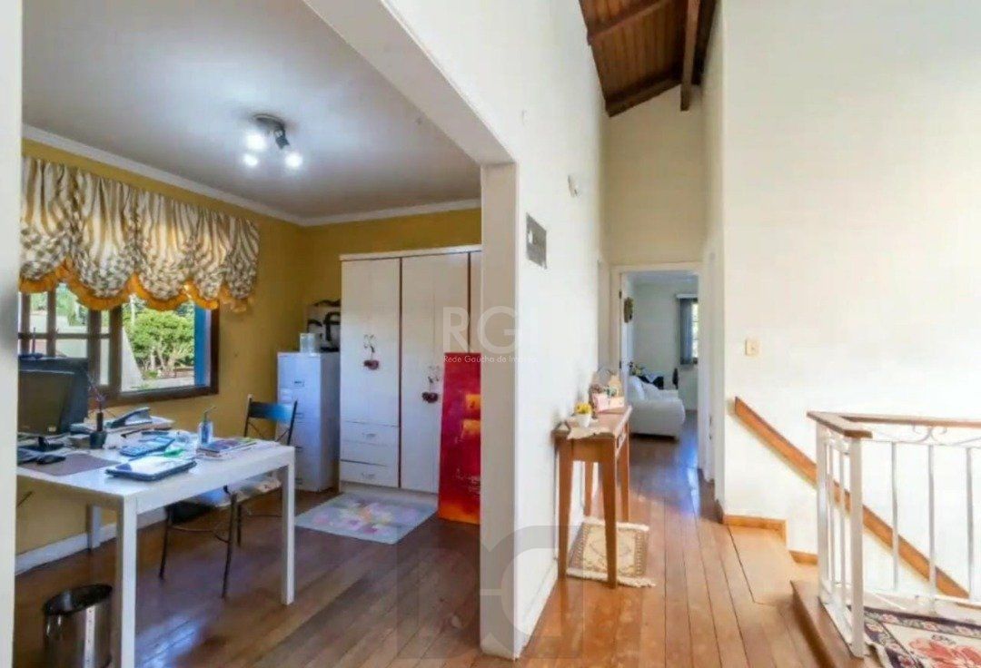 Casa para Venda - 280m², 4 dormitórios, sendo 1 suites, 3 vagas - Jardim Isabel — foto 28