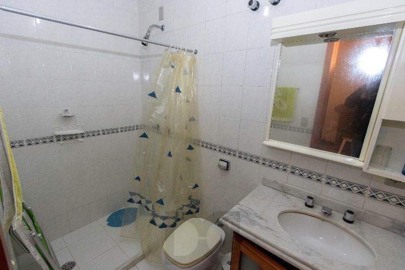 Casa para Venda - 420m², 5 dormitórios, sendo 2 suites, 6 vagas - Nonoai — foto 39