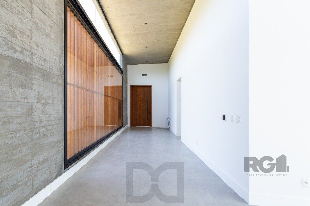 A Casa Le Mans, uma residência térrea de esquina com 389,48m2 de área coberta — foto 27
