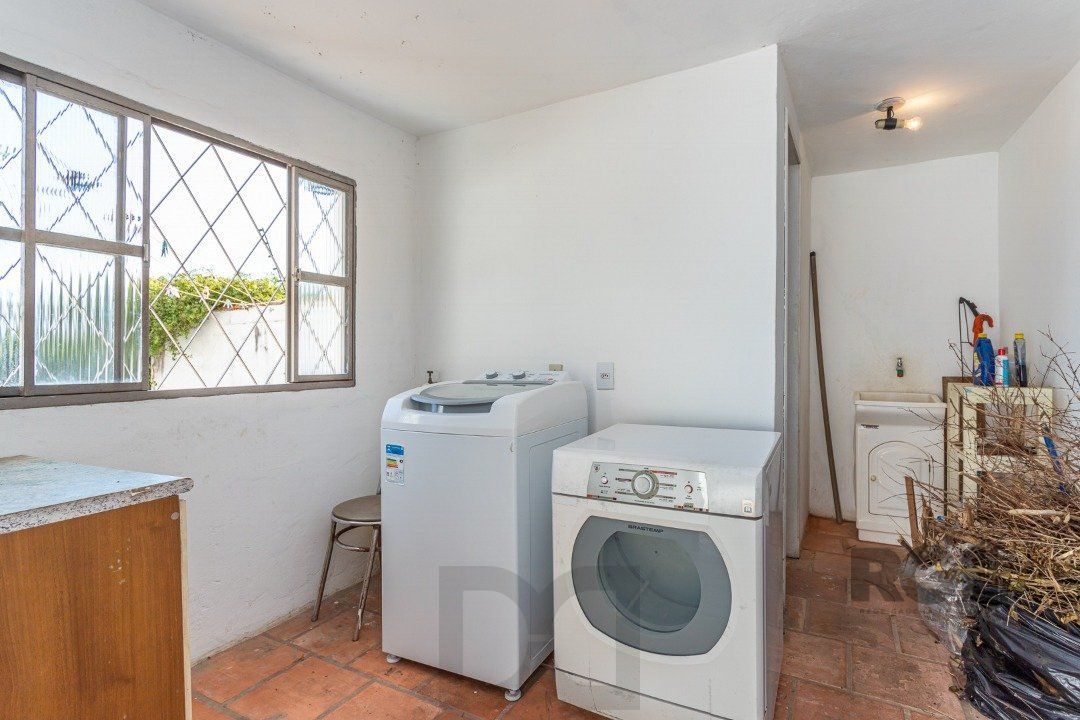 Casa com 3 Quartos à Venda, 293 m² por R$ 650.000 — foto 50