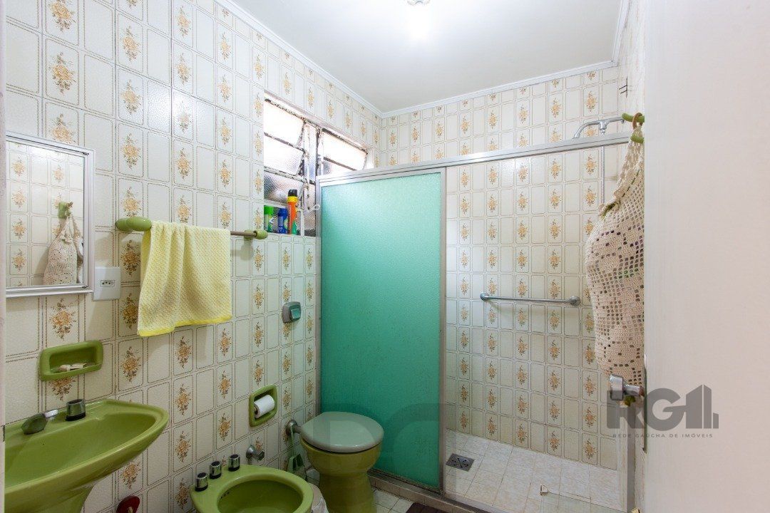 Espetacular 2 Casa Residencial de 5 Quartos e Piscina em Porto Alegre — foto 48