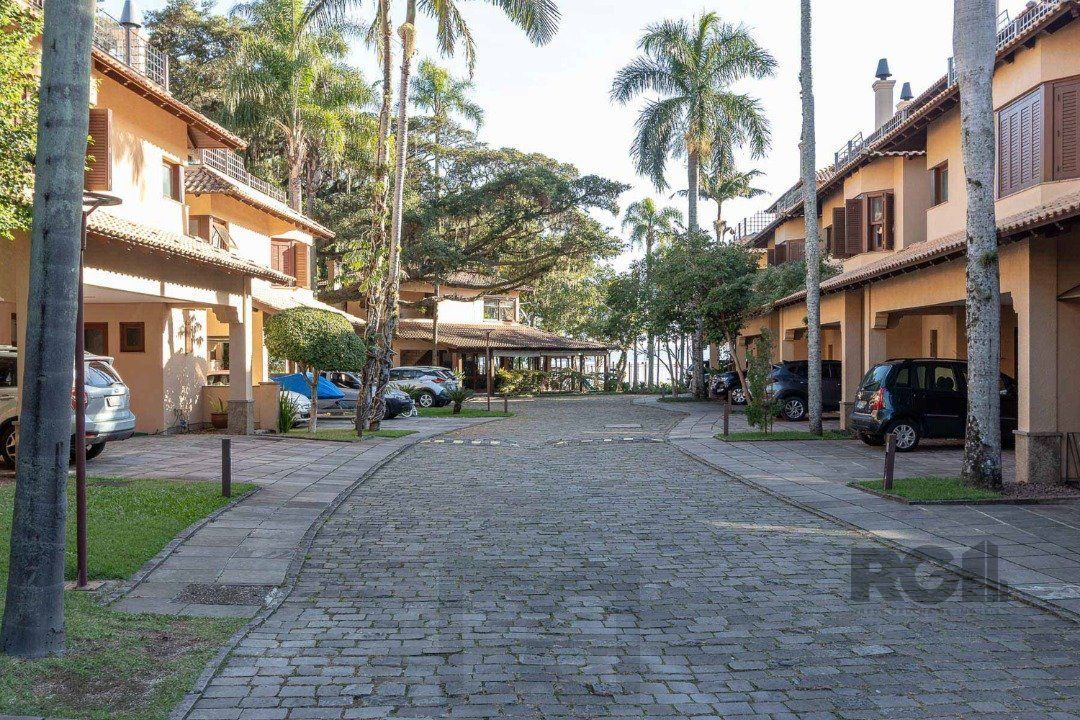 Casa com 327m² de área privativa, oferecendo 3 dormitórios, sendo 3 suítes — foto 55