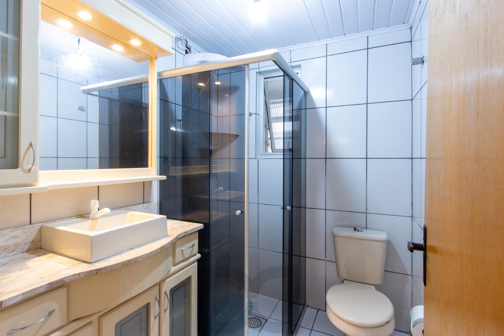 Apartamento térreo com pátio privativo no coração do Menino Deus, 2 dormitórios. — foto 6