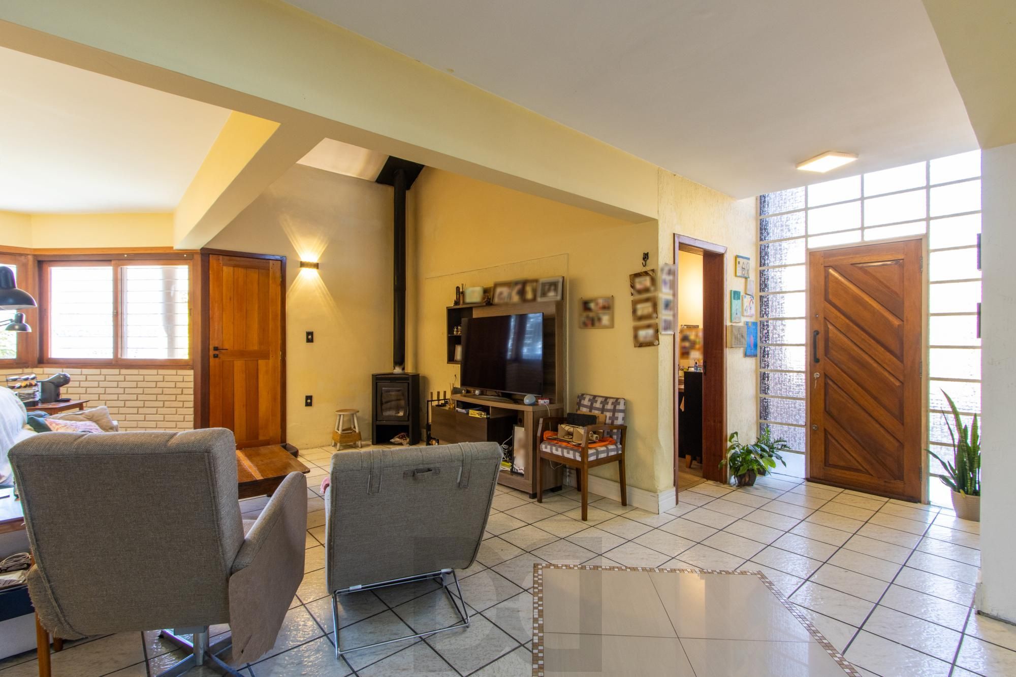 Casa para Venda - 255.68m², 4 dormitórios, sendo 1 suites, 2 vagas - Tristeza — foto 13