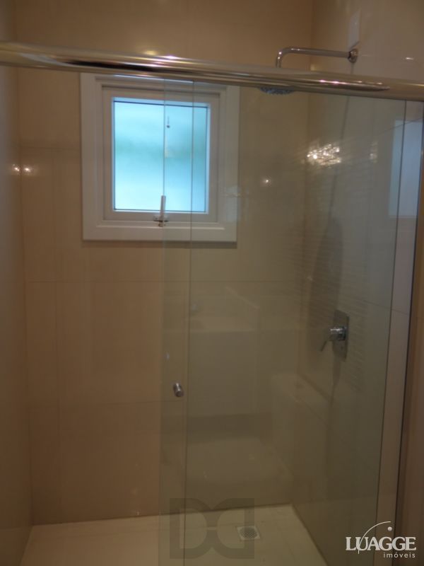 Casa para Venda - 305m², 3 dormitórios, sendo 3 suites, 4 vagas - Nonoai — foto 19