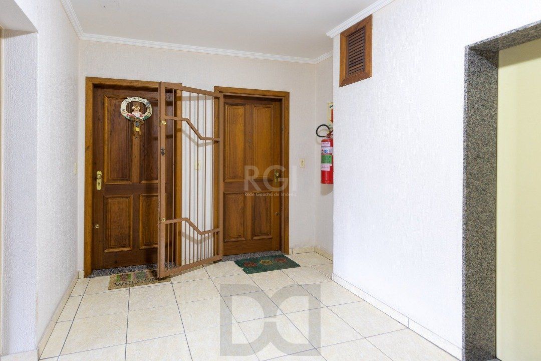 Cobertura para Venda - 247.08m², 3 dormitórios, sendo 1 suites, 2 vagas - Vila Ipiranga — foto 7
