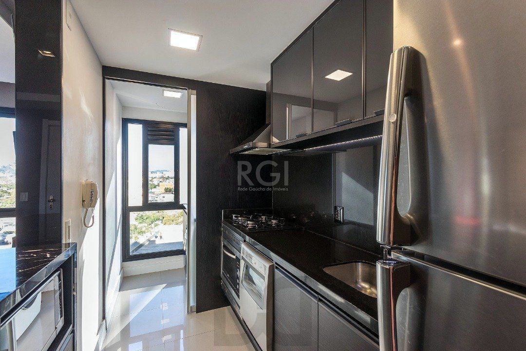 Apartamento | 2 Dormitórios | 1 Suíte | 1 Vaga | Bairro Cristal | Porteira Fechada — foto 9