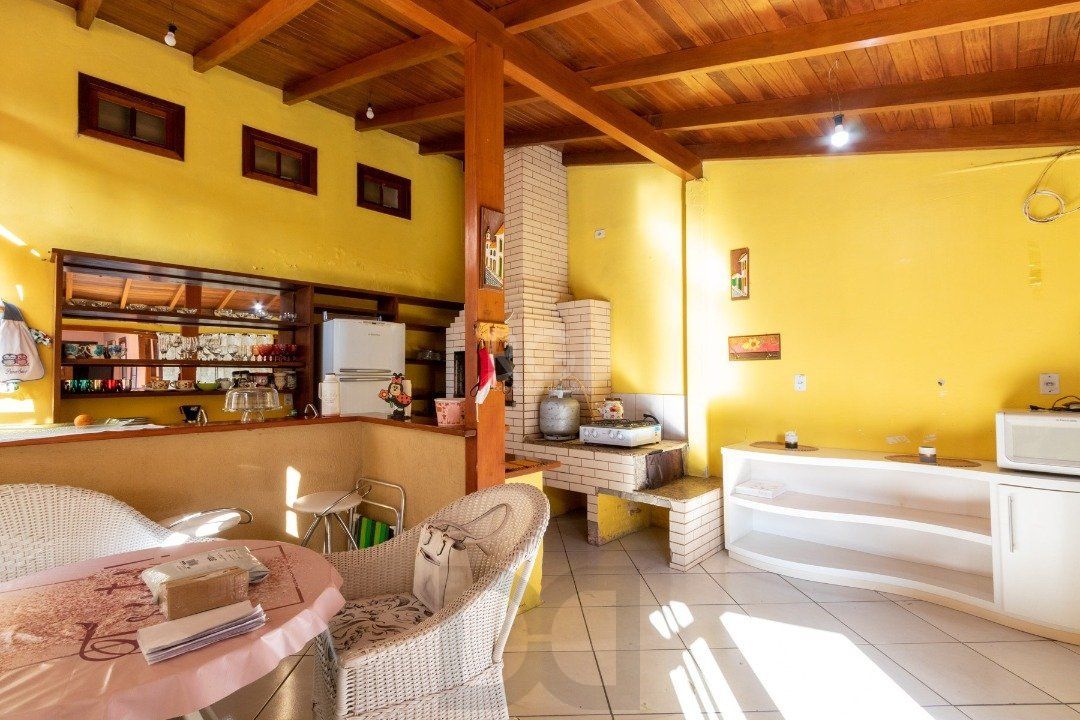 Casa para Venda - 240m², 6 dormitórios, sendo 3 suites, 2 vagas - Glória — foto 17