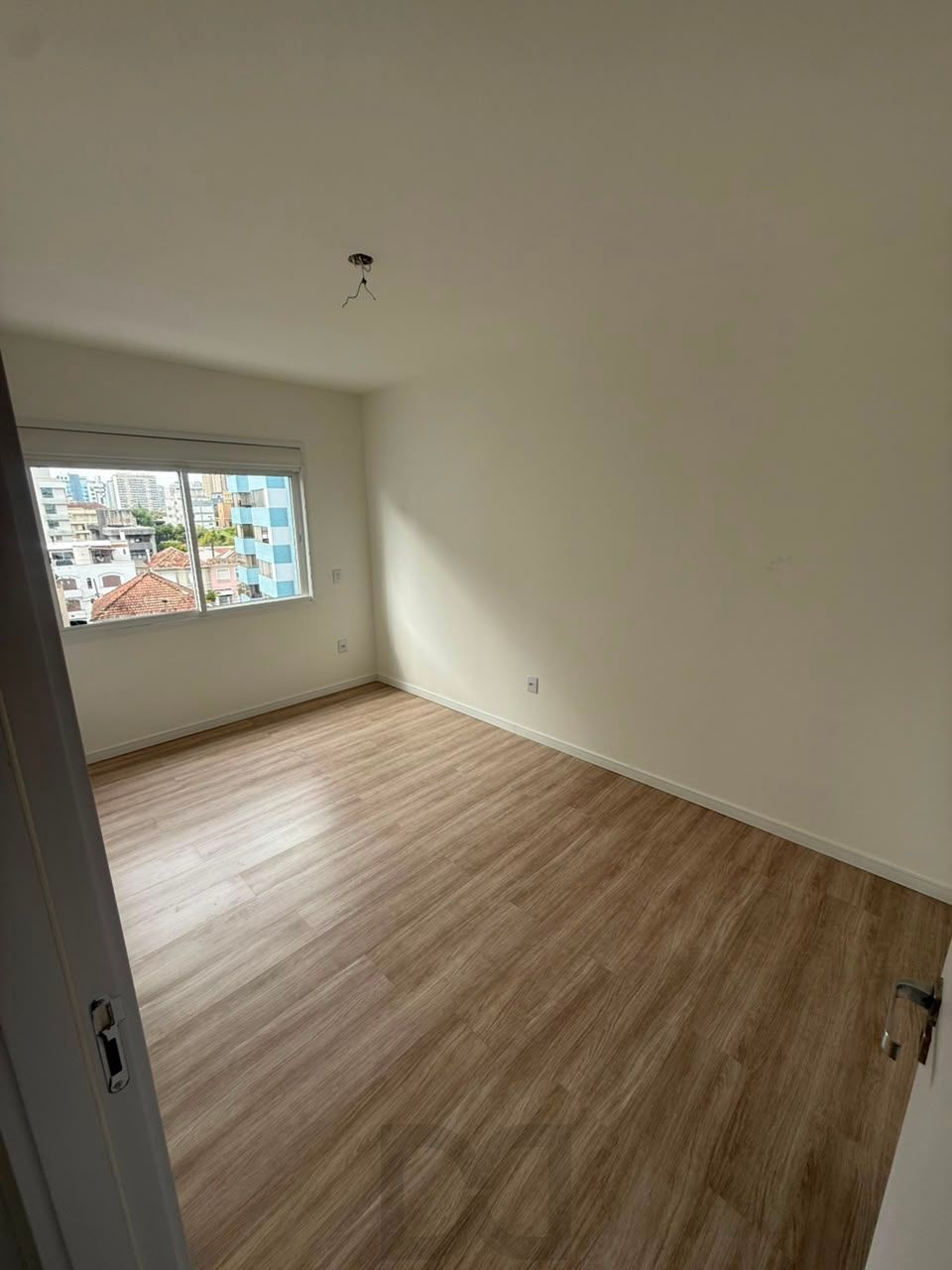 Apartamento para Venda - 69.96m², 2 dormitórios, sendo 2 suites, 1 vaga - Moinhos de Vento — foto 11