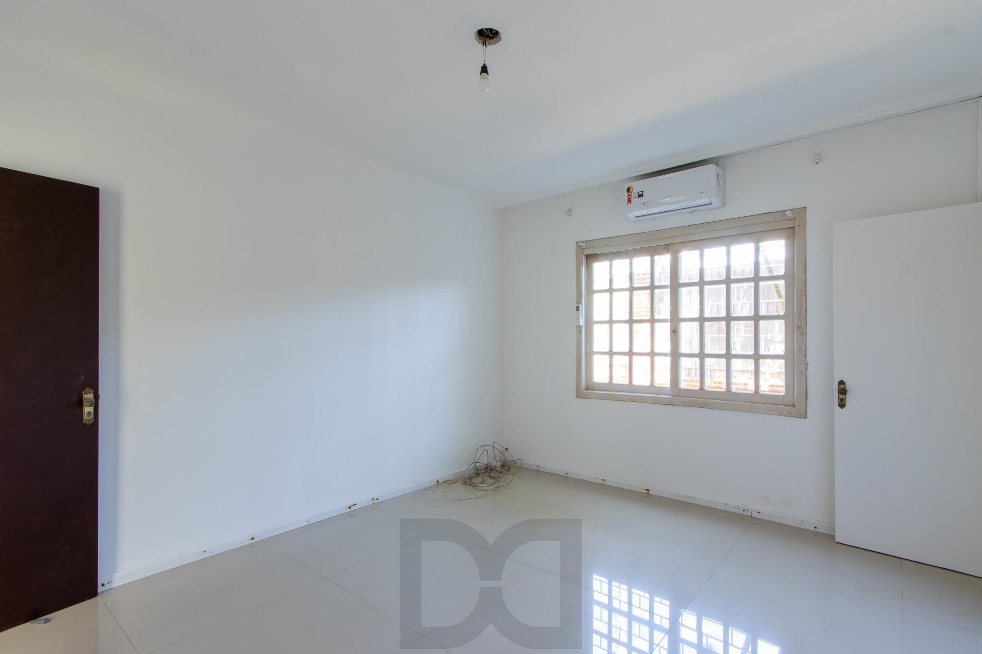 Casa Residencial à Venda no Bairro Guarujá, Porto Alegre, RS — foto 32