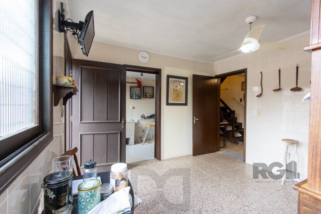 Casa para Venda - 200m², 3 dormitórios, sendo 1 suites, 3 vagas - Jardim Verde — foto 18