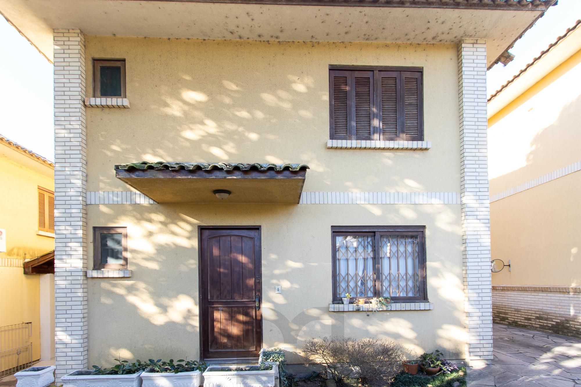 Casa 3 dormitórios, 1 suíte, 2 vagas - Bairro Camaquã — foto 4