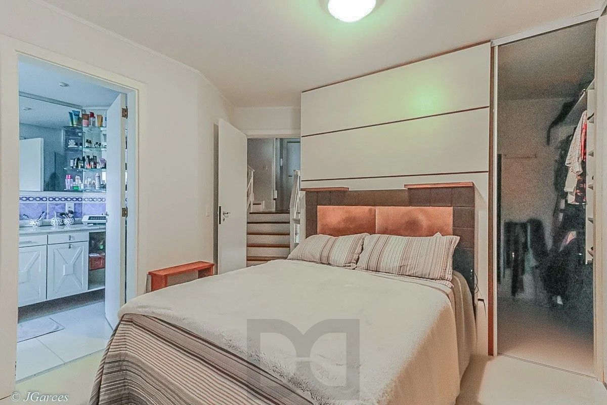 Casa em Condomínio à venda com 286m², 3 dormitórios, 1 suíte, 3 vagas, no bairro Jardim Isabel em Porto Alegre — foto 15
