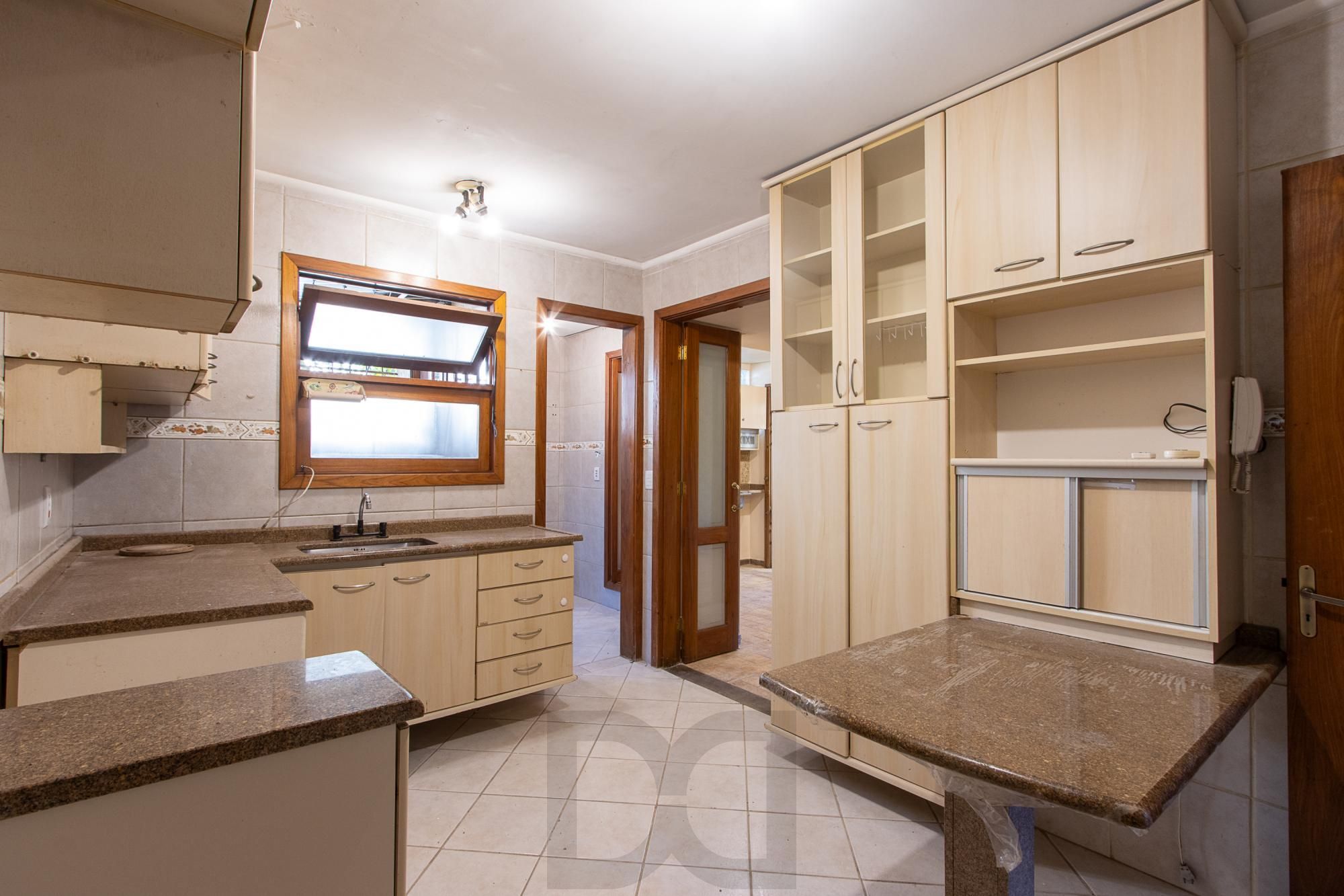 Casa 3 dormitórios, 1 suíte, 2 vagas - Bairro Camaquã — foto 17