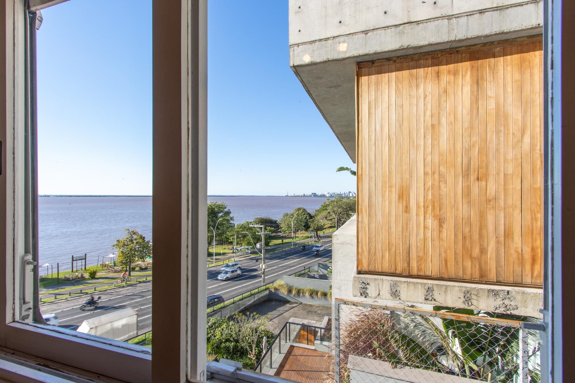 APARTAMENTO 3 DORMITÓRIOS - Vista permanente do Guaíba (menor custo benefício por M2). Somente 25 passos da orla. — foto 19