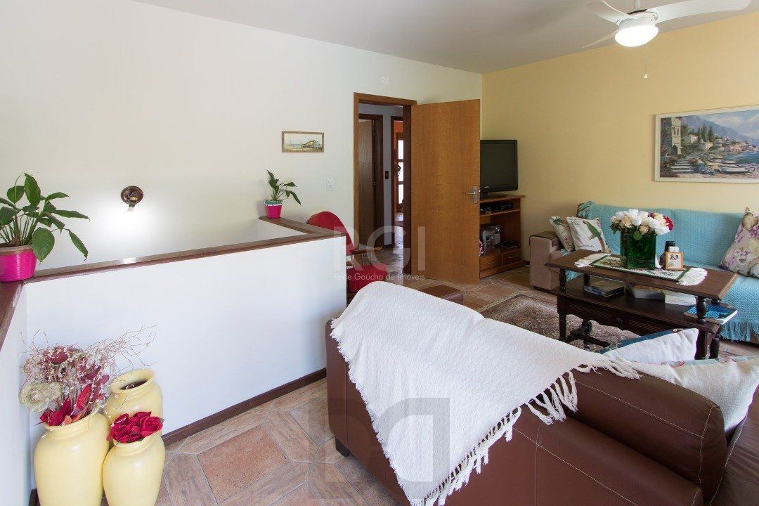 Casa para Venda - 211m², 3 dormitórios, 3 vagas - Vila Nova — foto 3