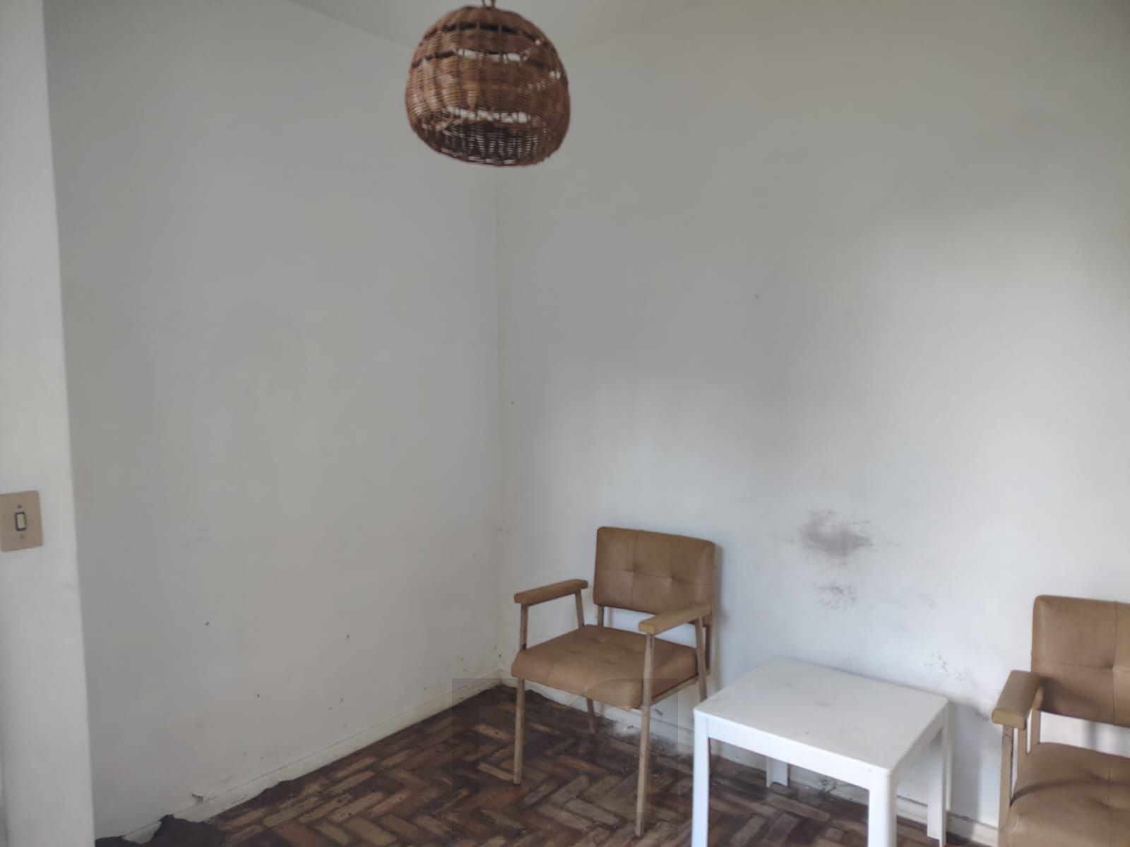 Casa de alvenaria, com 3 dormitórios, 1 suíte e 2 vagas de garagem coberta. — foto 33