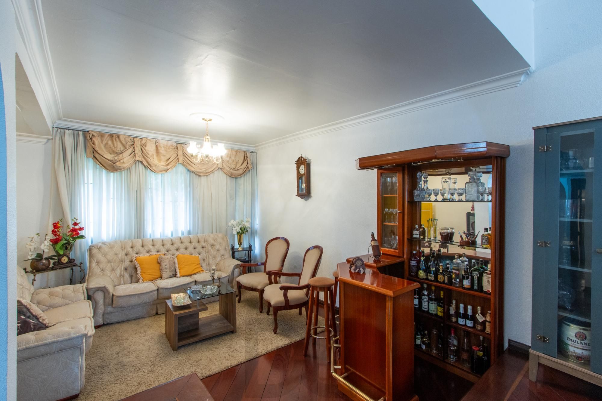Casa para Venda - 485m², 4 dormitórios, sendo 1 suites, 3 vagas - Cristal — foto 11