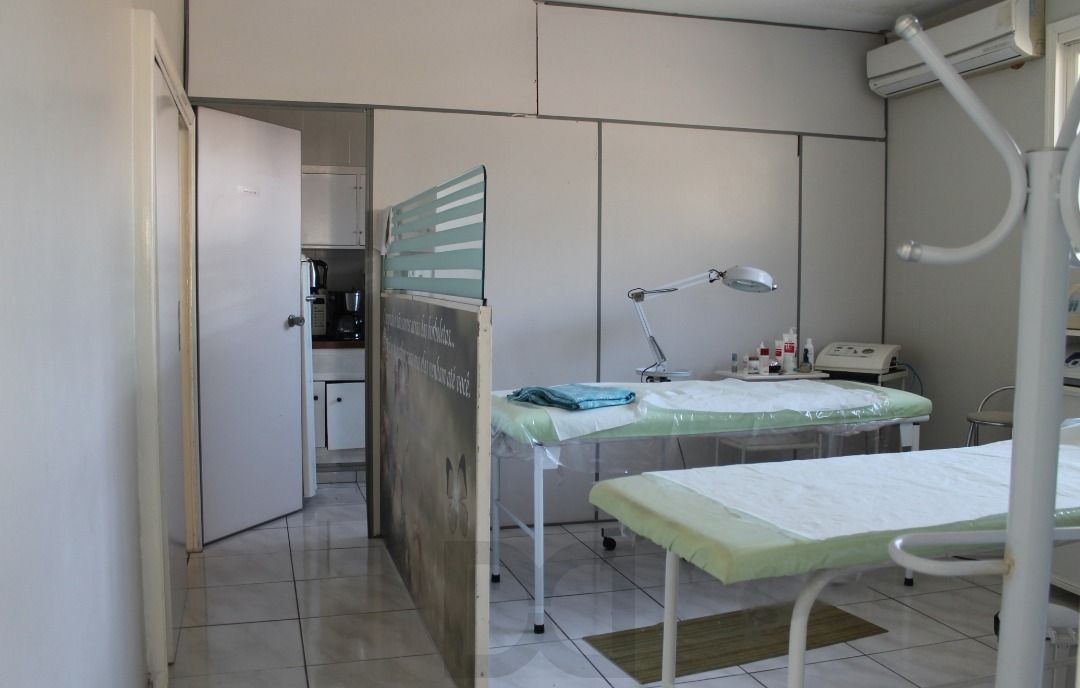 Casa para Venda - 221m², 3 dormitórios, sendo 1 suites, 4 vagas - Tristeza — foto 11