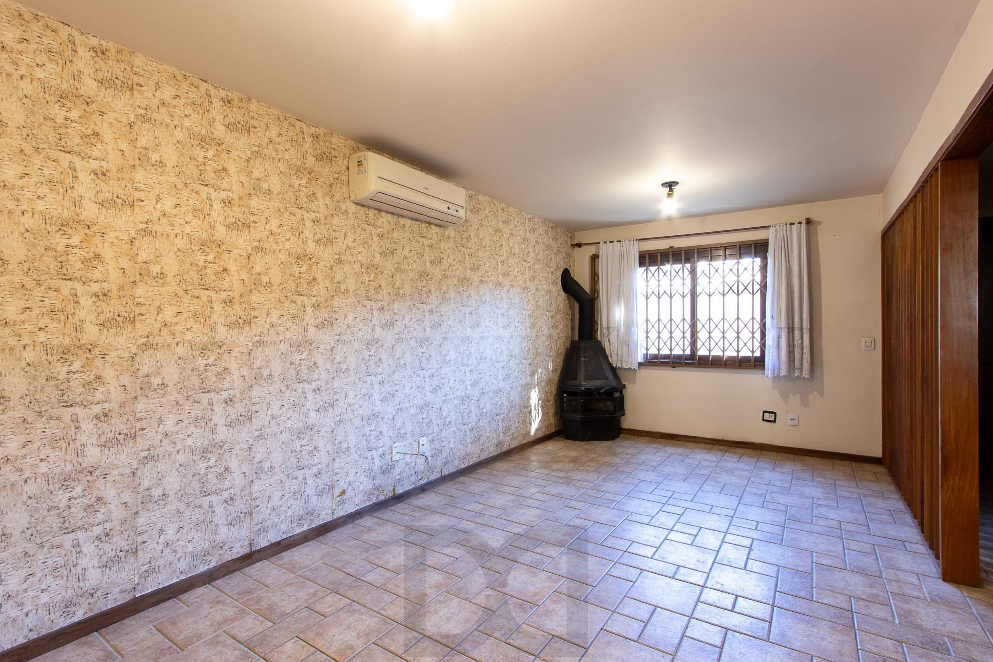 Casa 3 dormitórios, 1 suíte, 2 vagas - Bairro Camaquã — foto 12