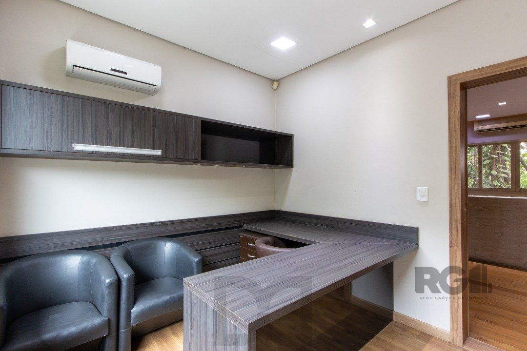 Excelente casa comercial com aproximadamente 300m² de área construída — foto 20