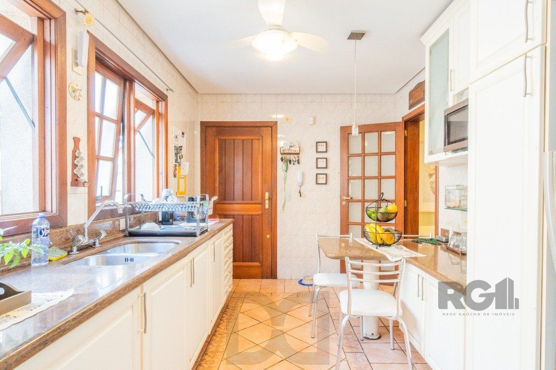 Apartamento amplo de 191m² privativos reformado — foto 14