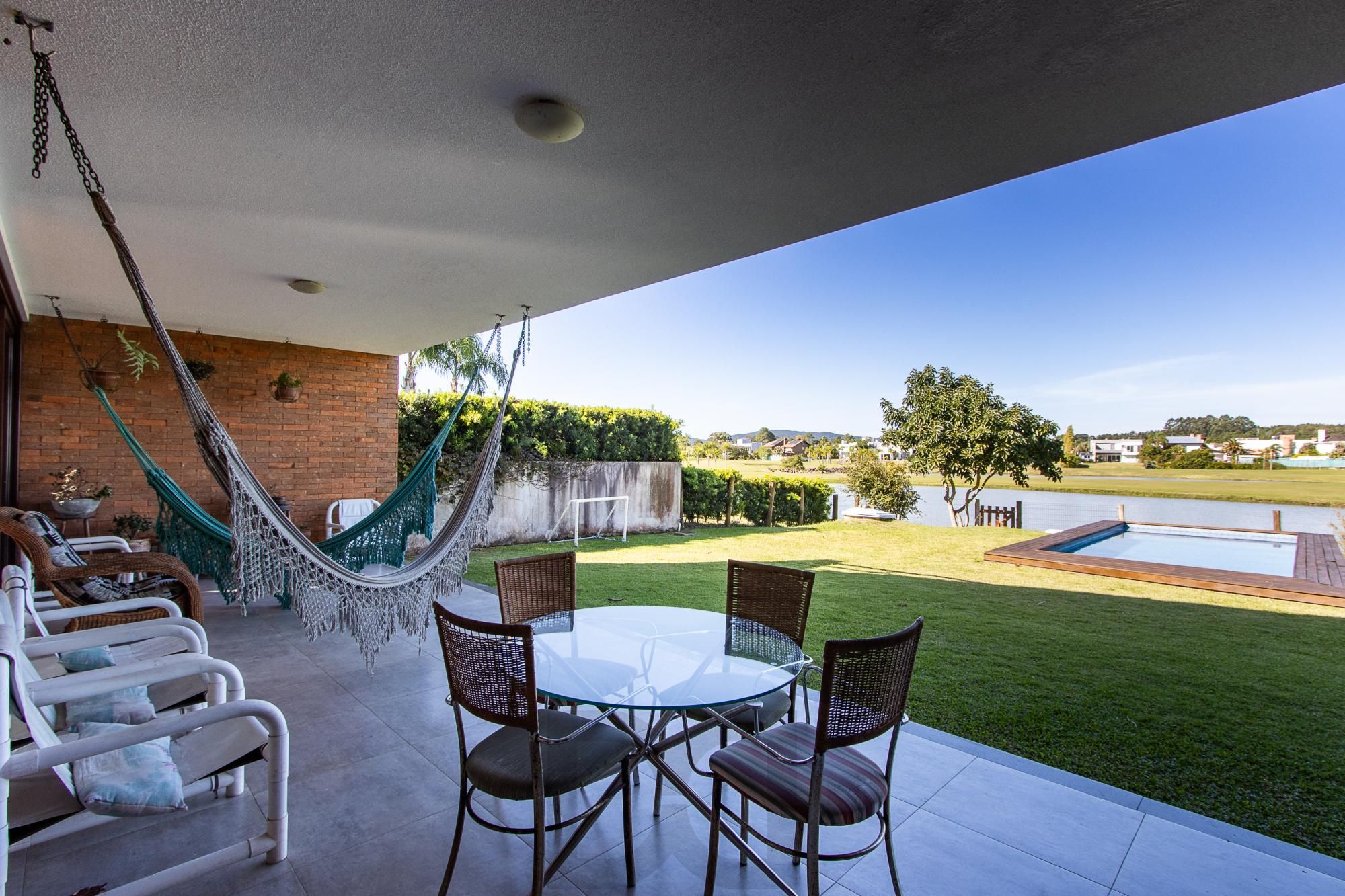 Casa no Condominio Terra Ville. 3 suites, com fundo para o lago. — foto 27