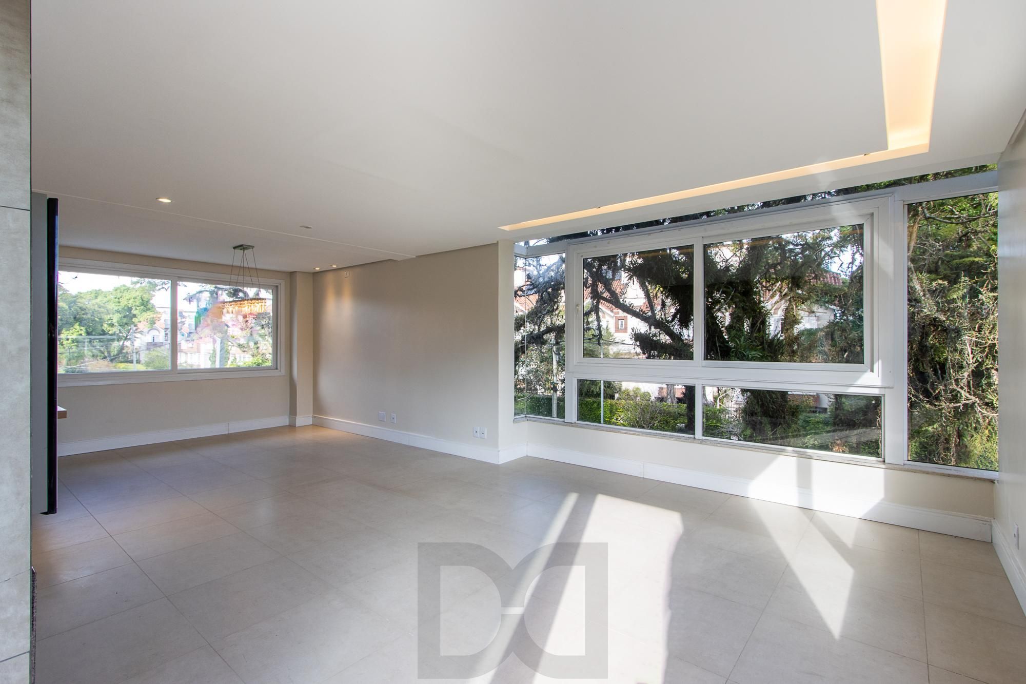 Casa de esquina à venda na Av. Copacabana | 3 dormitórios | 3 vagas | — foto 24